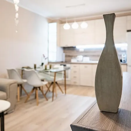 Aquamarine Апартамент *