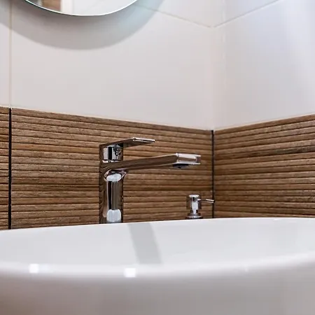 Aquamarine Apartament Warna